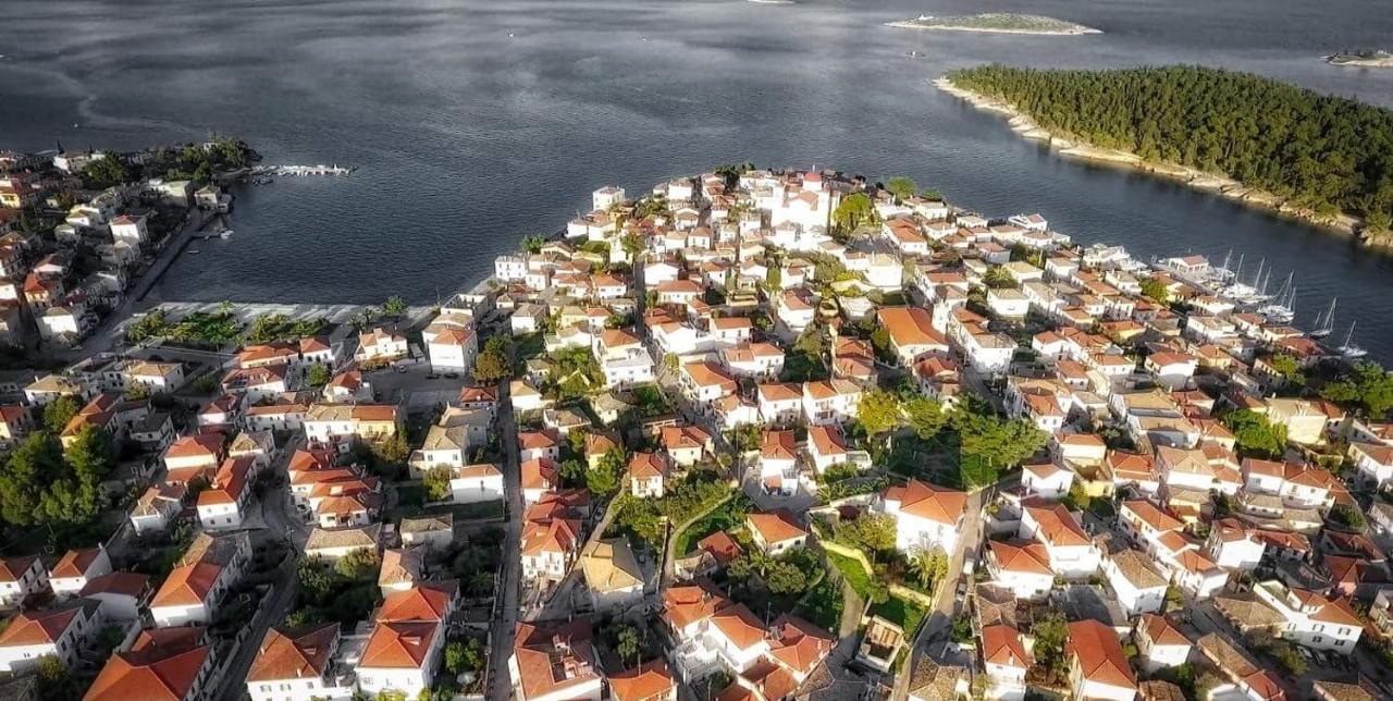 Penny'S Beach Cottage Galaxídhion 外观 照片
